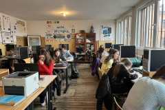 IMG-cfcf7cca09db67a93bfcecfc25441c1c-V