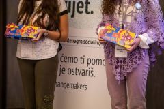 IMG-fd195c8a742ed302274b5c1f70b368f8-V