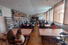 IMG-3faa9f91053f9c78cb20b2b77813757b-V