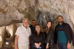 IMG-fff046b1b52eba29782566bce7c1c98a-V
