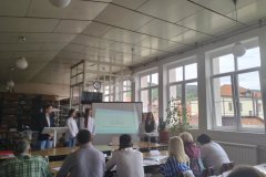IMG-9cc6ceb5b8cbbe8b37393fe3df3ab3d9-V