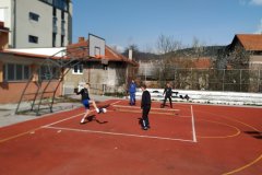 IMG-feea24bd5f1afb417daf372f789fede5-V