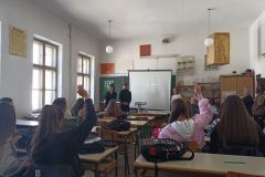 IMG-82b80dd512d16605e4a10ede1a878ef8-V