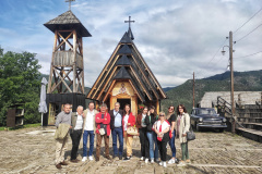 IMG-20220529-160829-01